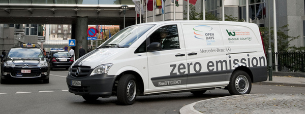 Mercedes-Benz introduces Vito E-CELL Crewbus